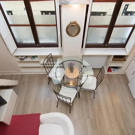 Lovely Saint Germain Studio Paris