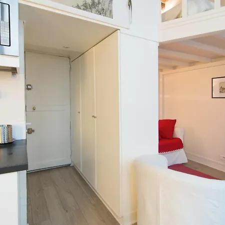 Lovely Saint Germain Studio